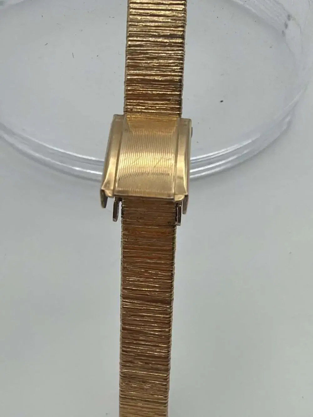 Vintage Waltham Ladies 17 Jewels Mechanical Gold Tone Watch